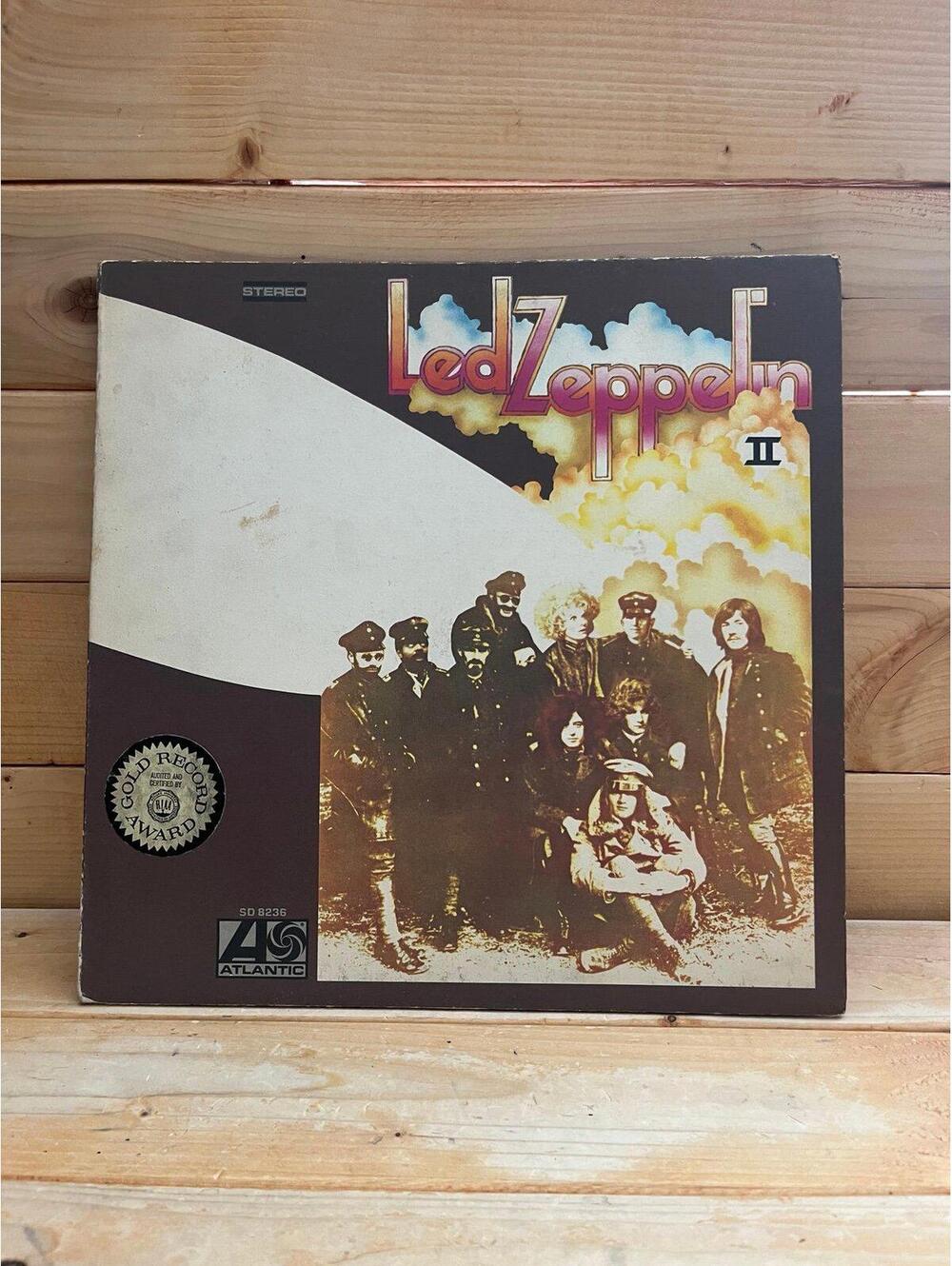 1969 Led Zeplin II Vinyl Record / SD 8236 - A14158 - STA 691671-L
